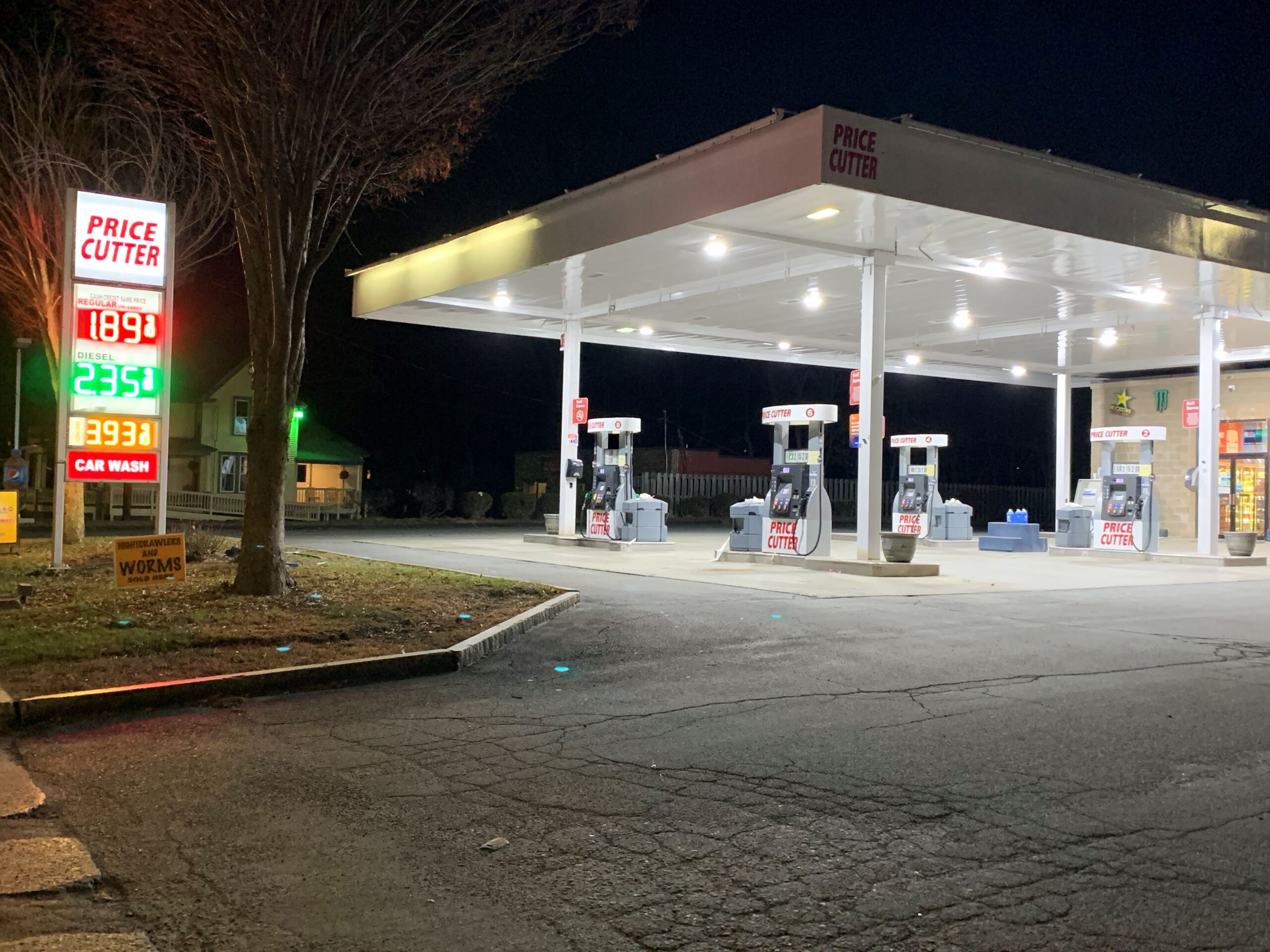 GAS Stations LED Digital Price Signs .GAS Stations- LED Digital Price Signs.LED Gas Station Pump Toppers.LED petrol pump toppers displaying fuel prices and promotional ads at a modern fuel station.led signs